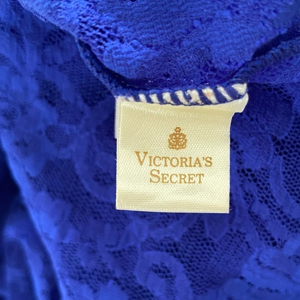 VICTORIA'S SECRET Vintage Lace Camisole Spaghetti Straps Royal Blue Women Size L - Picture 4 of 5